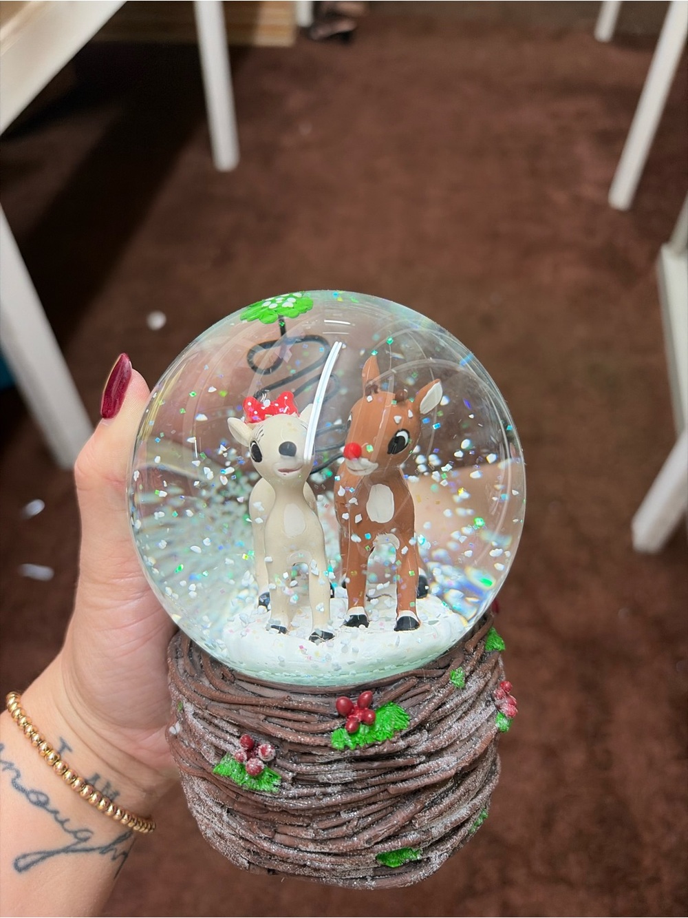 Holiday Reindeer Snow Globe - Brown & Cream